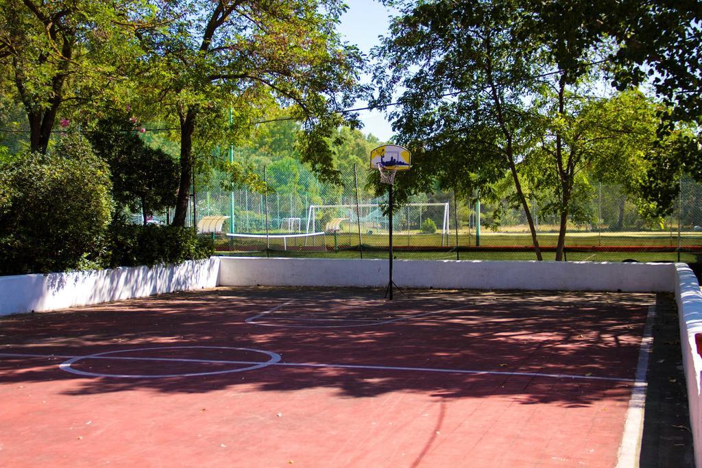 Villaggio Camping Rancho Cagnano Varano Ngoại thất bức ảnh
